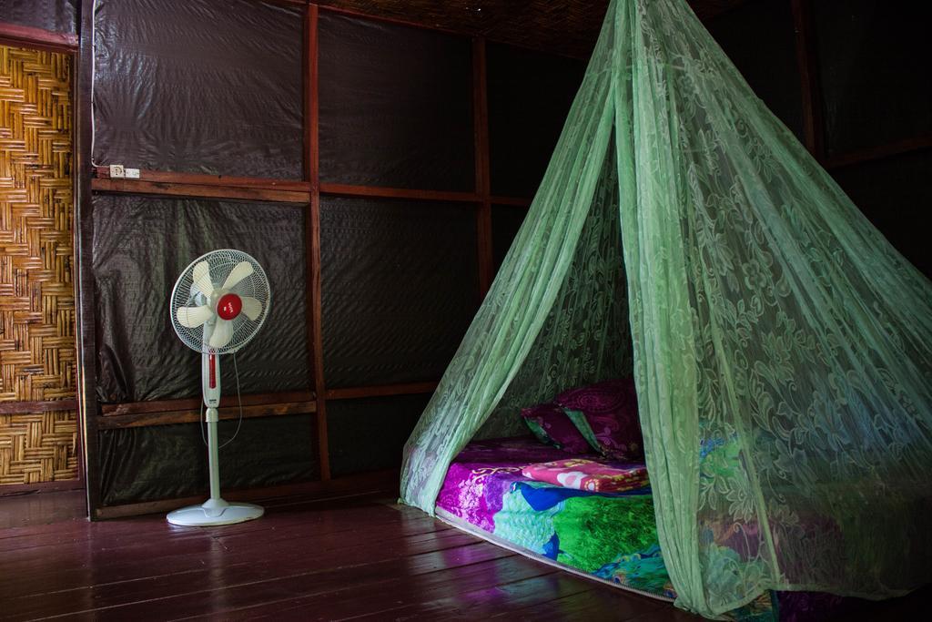 Rain Forest Guest House And Jungle Trekking Bukit Lawang Dış mekan fotoğraf