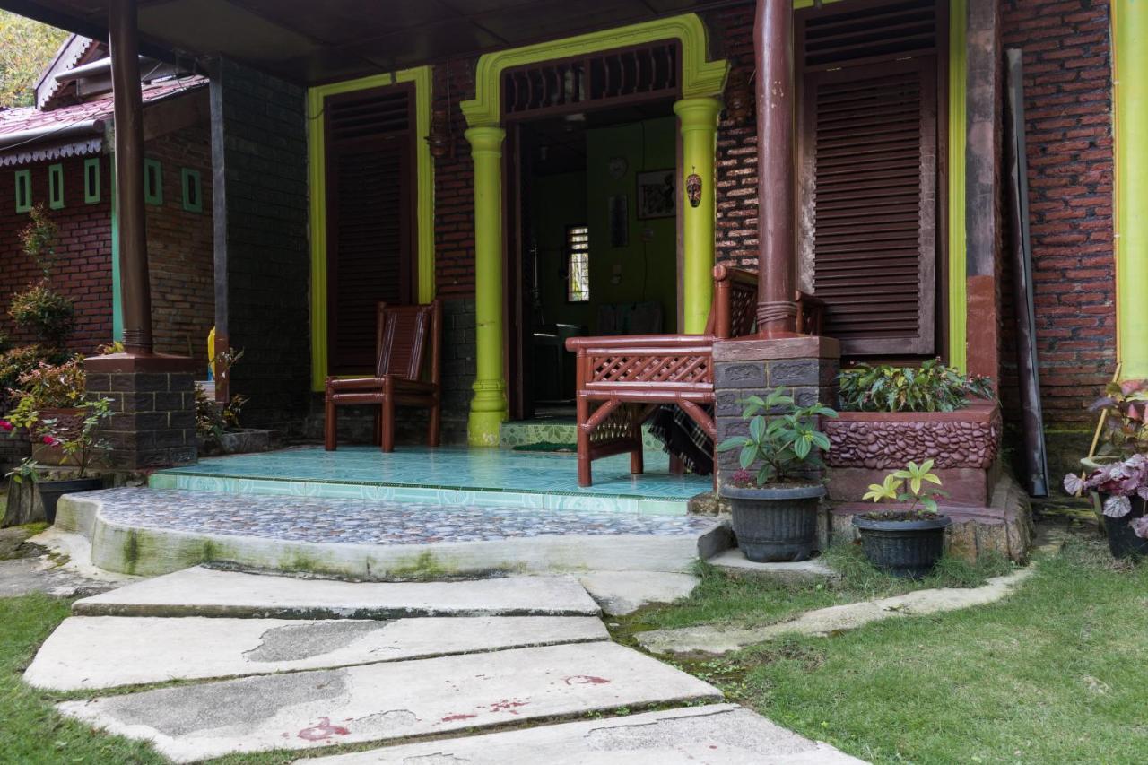 Rain Forest Guest House And Jungle Trekking Bukit Lawang Dış mekan fotoğraf